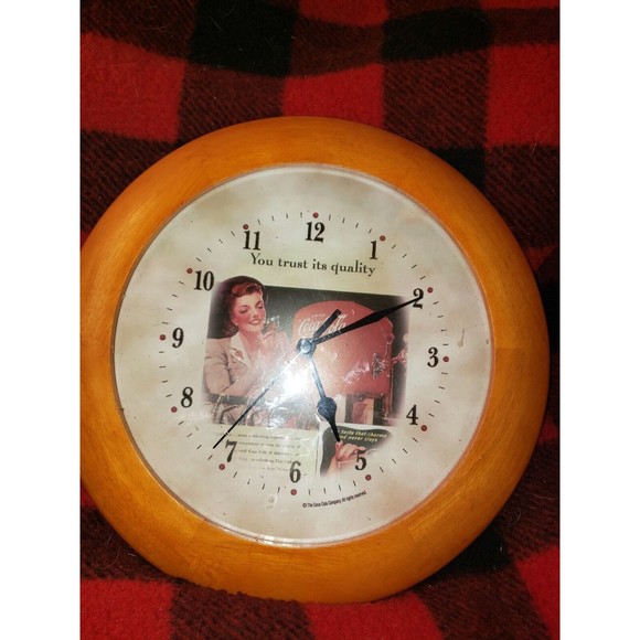 Vintage Coca Cola Wooden Wall Clock.  "You trust it's quality" Limited edition - Picture 1 of 4